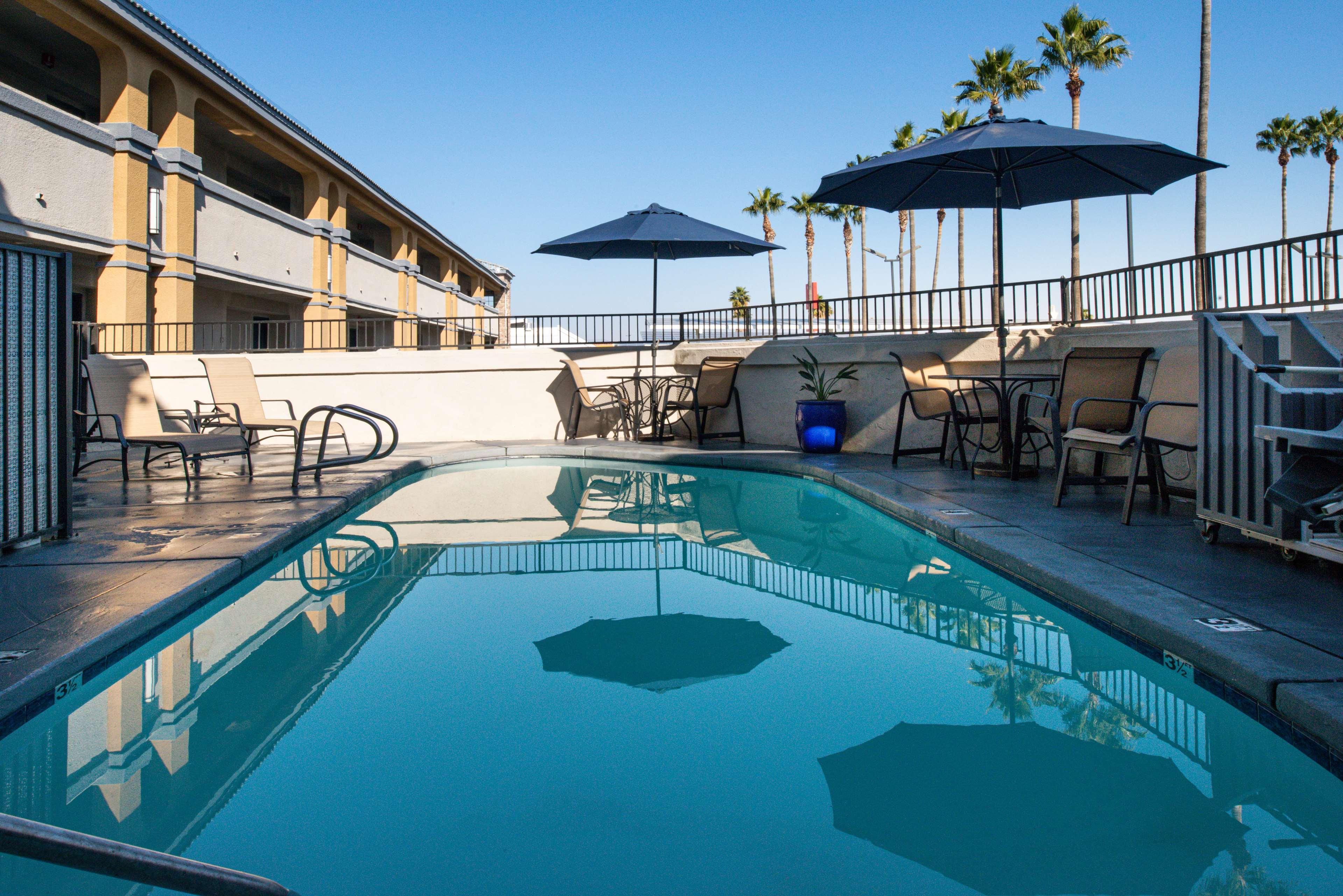 Best Western Kettleman City Inn & Suites Экстерьер фото