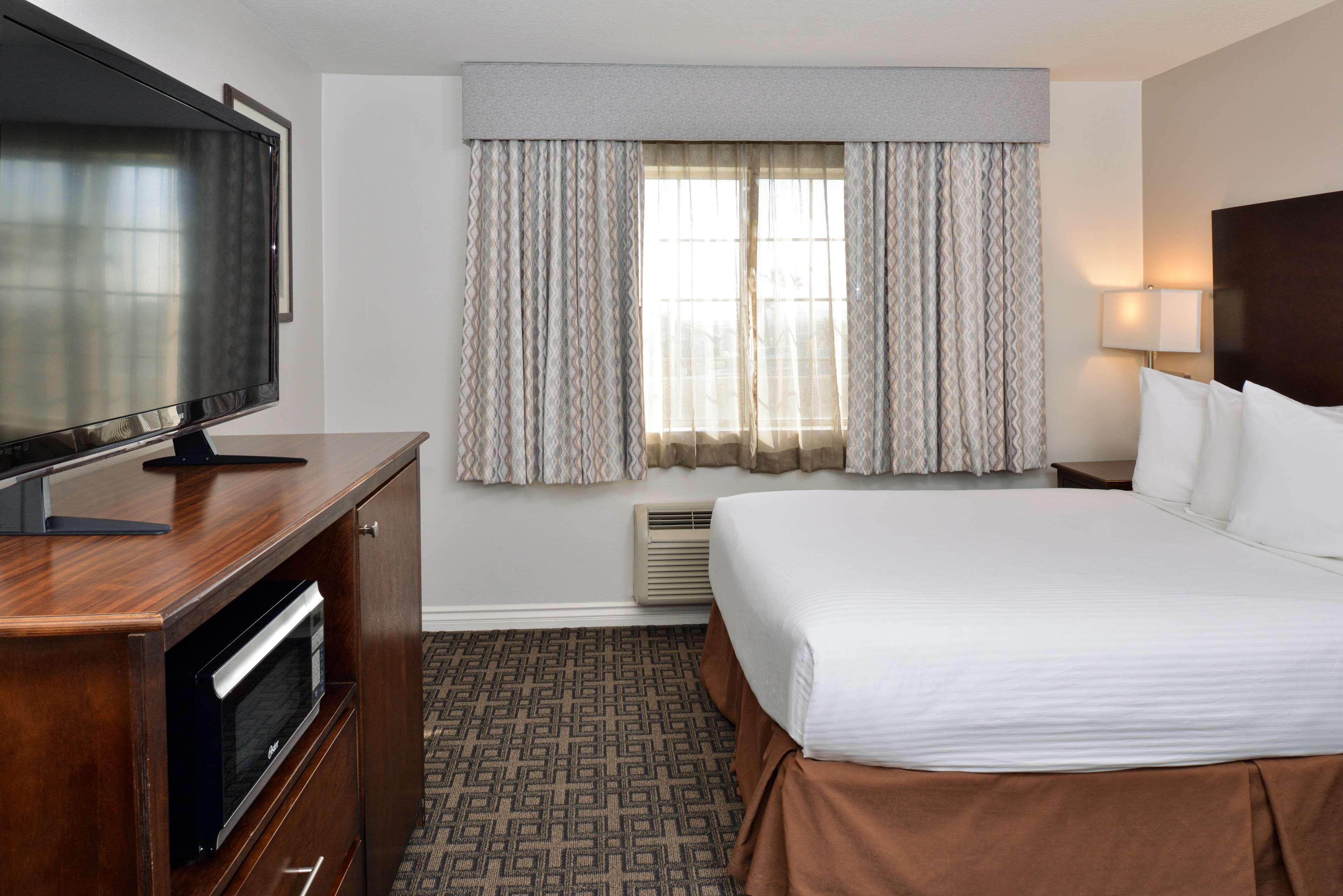 Best Western Kettleman City Inn & Suites Экстерьер фото