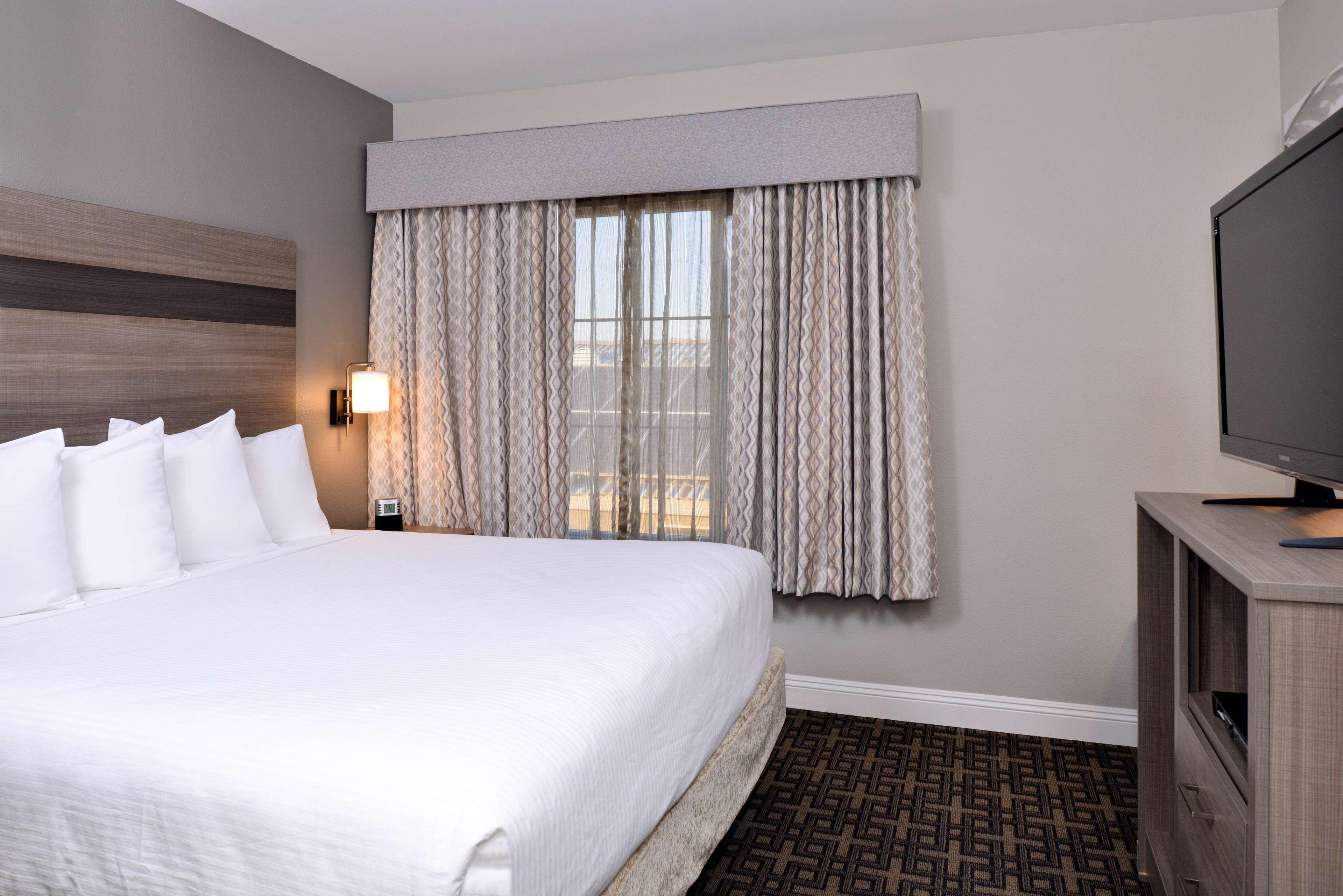 Best Western Kettleman City Inn & Suites Экстерьер фото