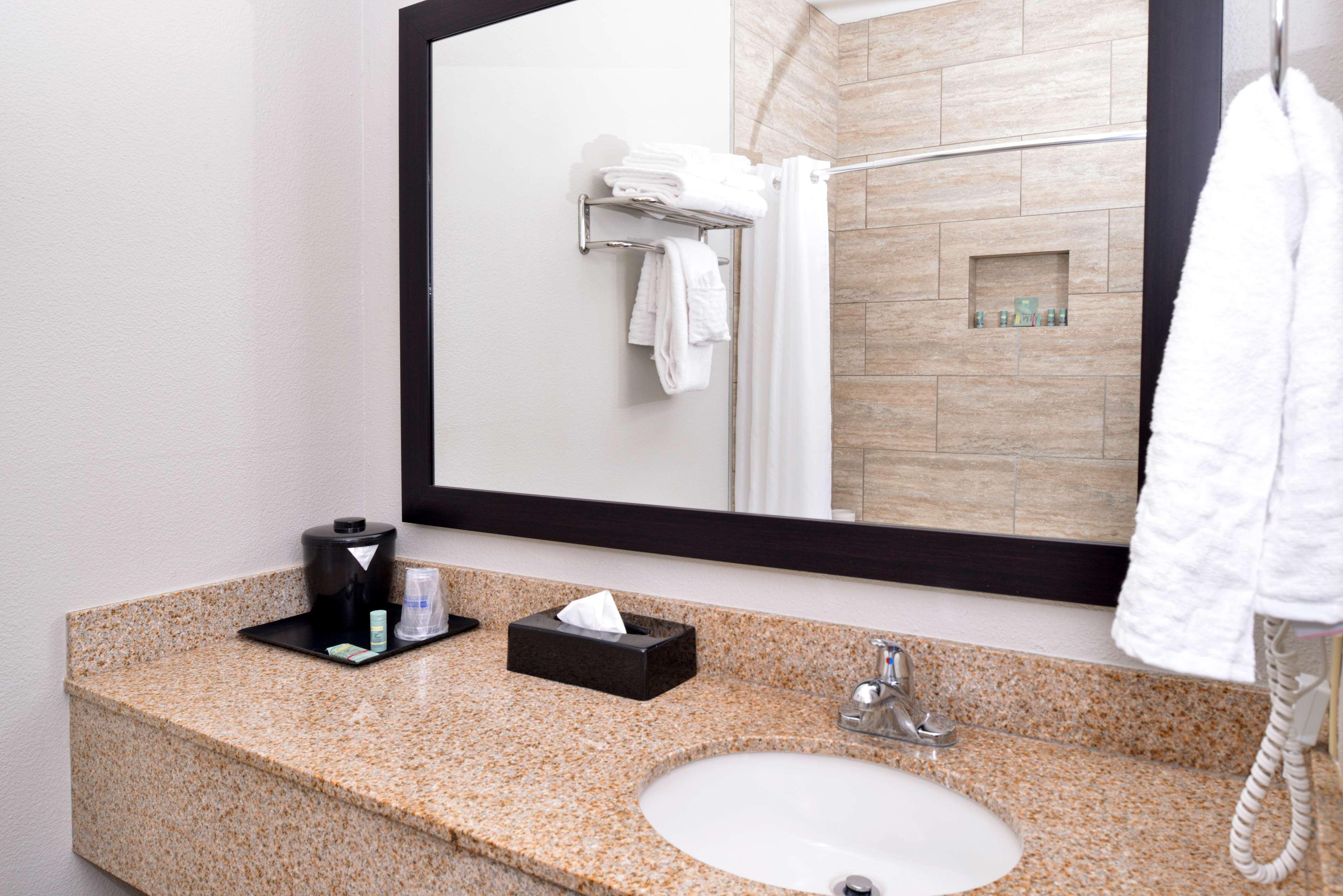Best Western Kettleman City Inn & Suites Экстерьер фото